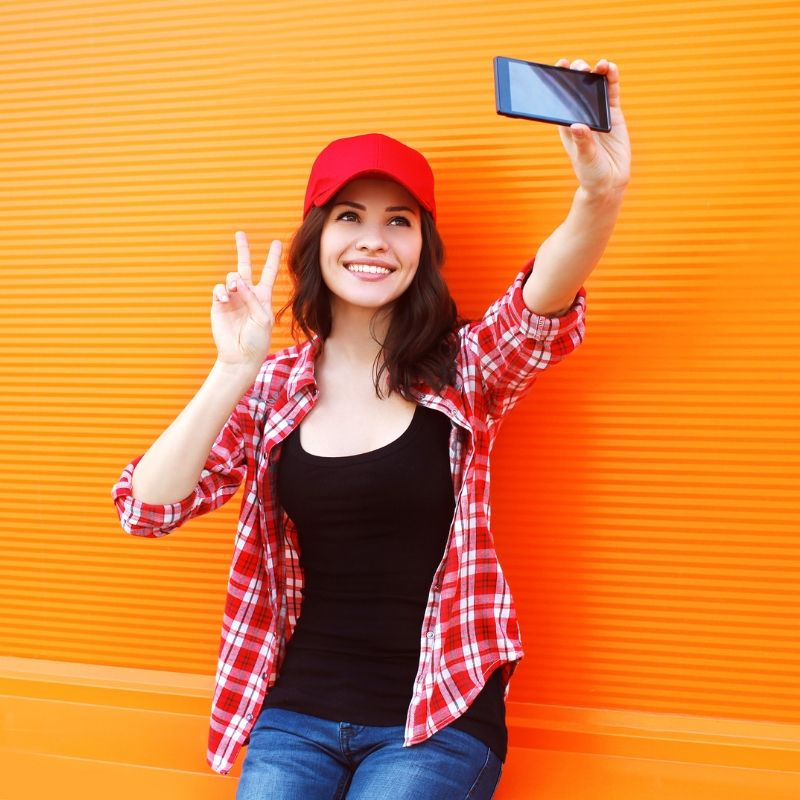 How to have an Instagram Alternative Apps with cool orange lady phone